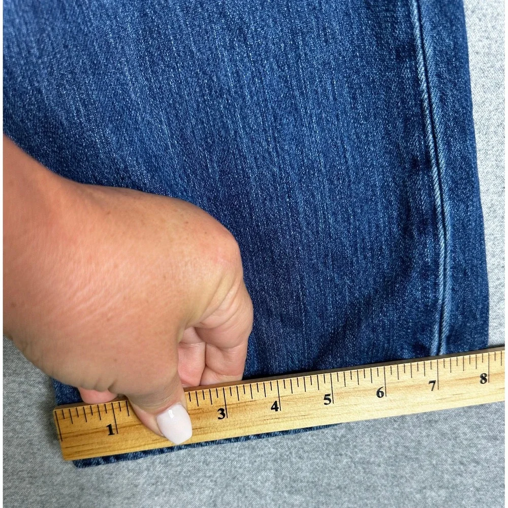 Tommy Bahama Cayman Island Jeans Mens 34x30 Blue Relaxed Fit Denim Pants